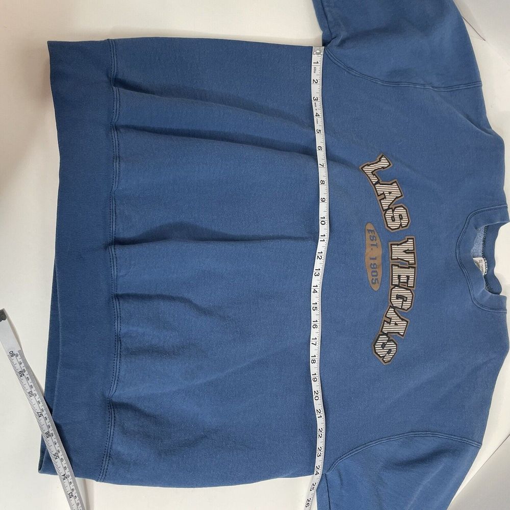 Vintage Las Vegas Crewneck Sweatshirt, XL, Blue, Munsingwear, Long Sleeve - Picture 7 of 9